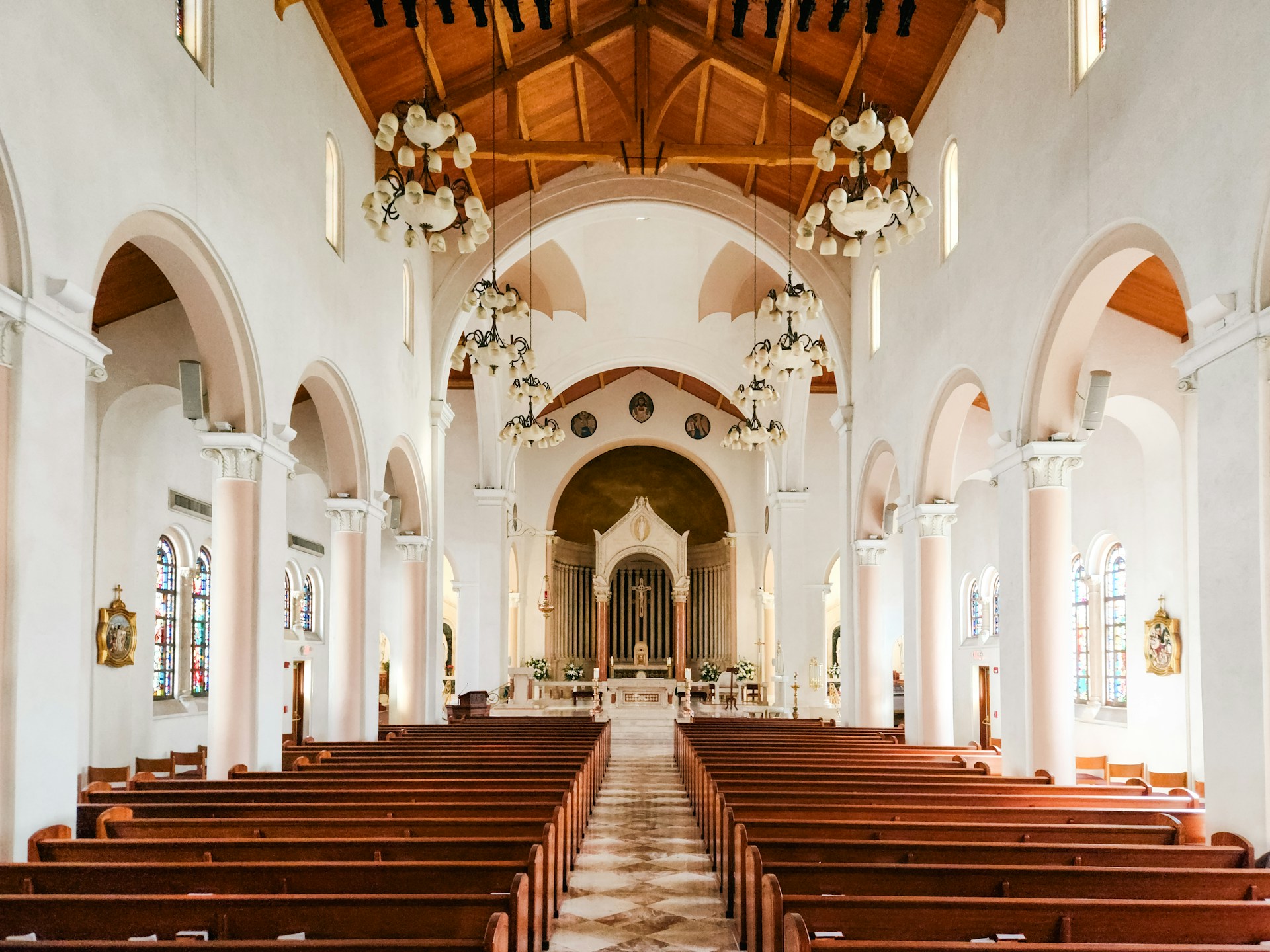 Building a Chinese Catholic Community in Miami: Challenges and Triumphs hero image